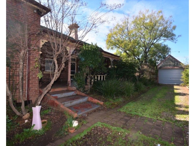 111 Arthur Street, Wellington NSW 2820