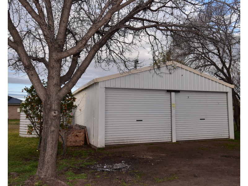60-64 Curtis Street, Wellington NSW 2820
