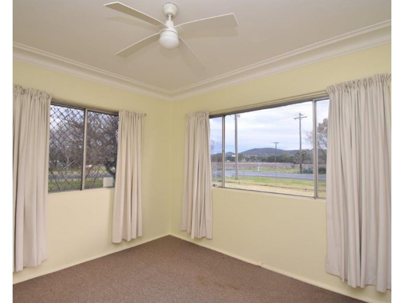 60-64 Curtis Street, Wellington NSW 2820