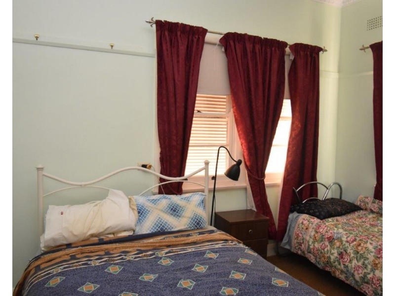 2 Quirk Street, Wellington NSW 2820