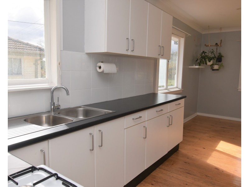 9 Pierce Street, Wellington NSW 2820