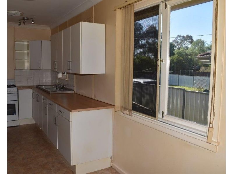 9 Pierce Street, Wellington NSW 2820