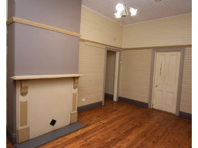 58 Arthur Street, Wellington NSW 2820