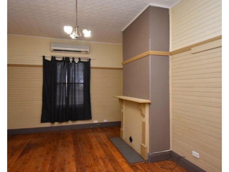 58 Arthur Street, Wellington NSW 2820