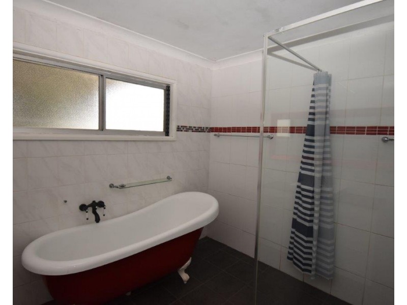 71 Thornton Street, Wellington NSW 2820