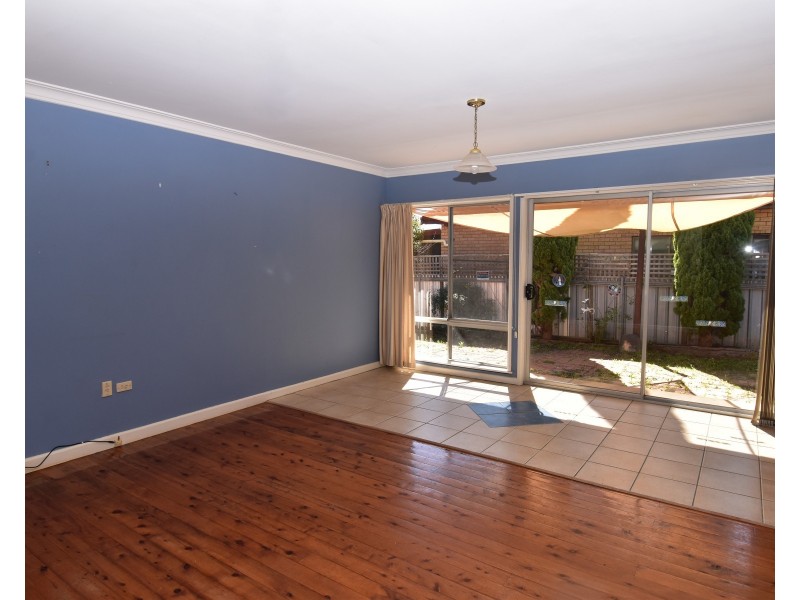 65 Simpson Street, Wellington NSW 2820