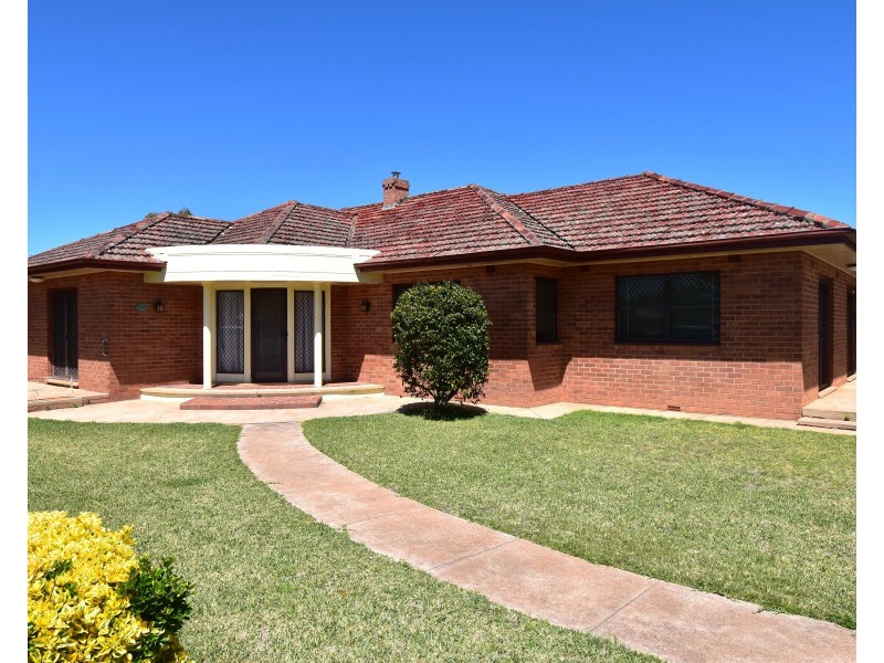 46 Raymond Street, Wellington NSW 2820