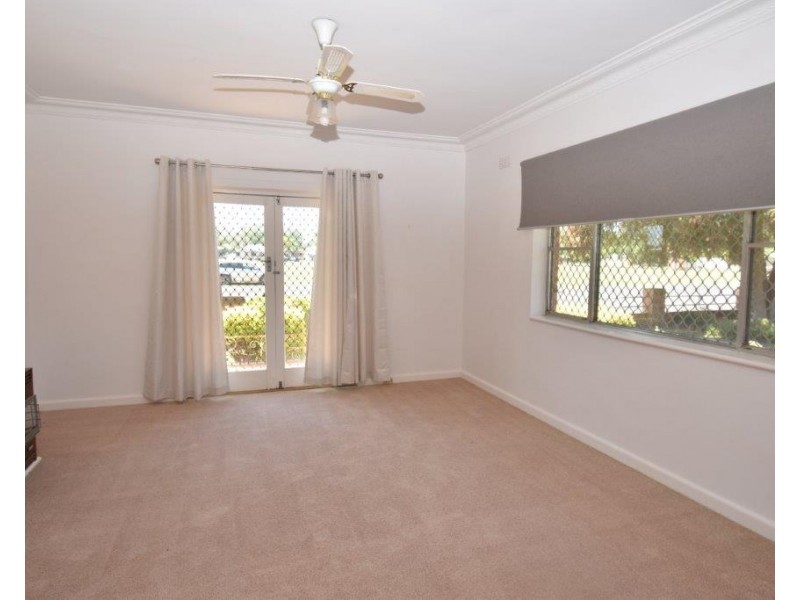 46 Raymond Street, Wellington NSW 2820