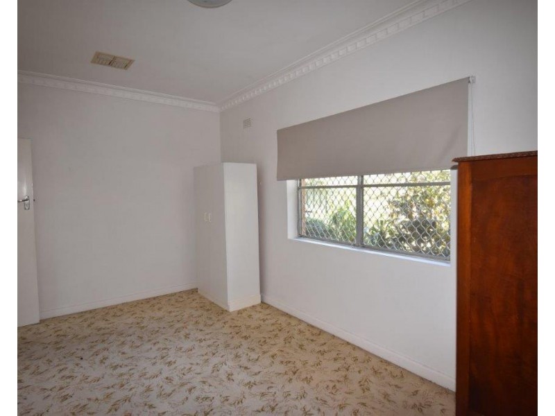 46 Raymond Street, Wellington NSW 2820