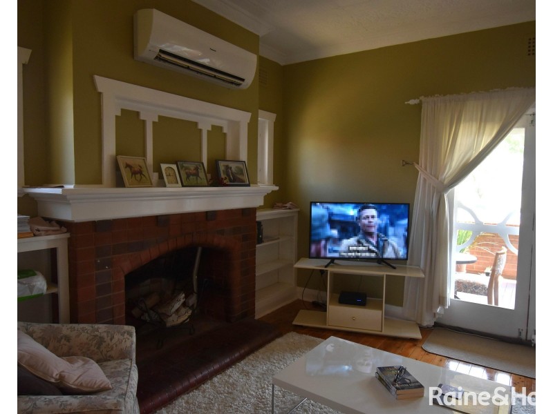 103 Gisborne Street, Wellington NSW 2820