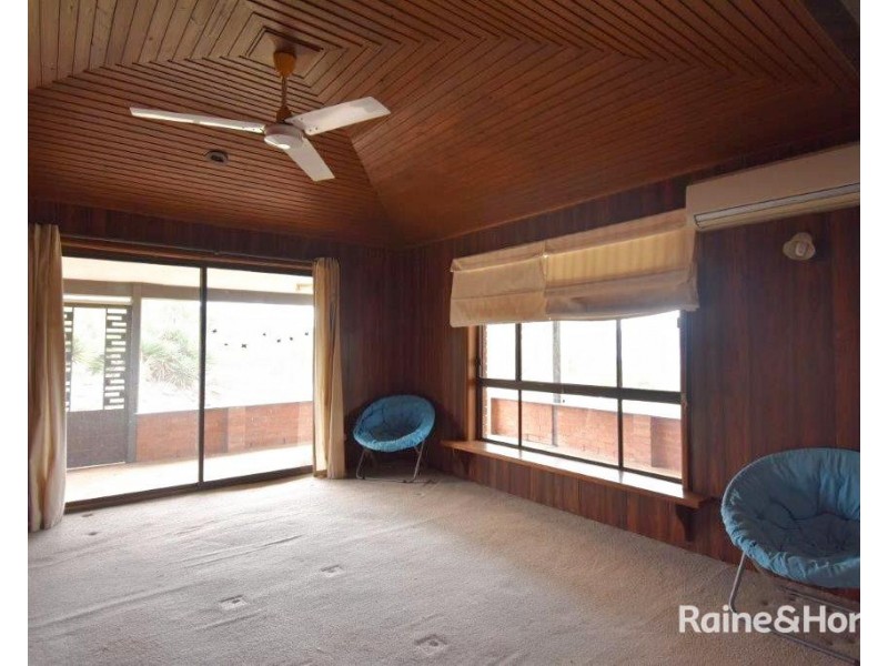 334 Tara Road Mumbil via, Wellington NSW 2820