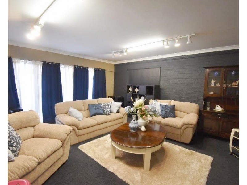 11-13 Cousin Drive, Wellington NSW 2820