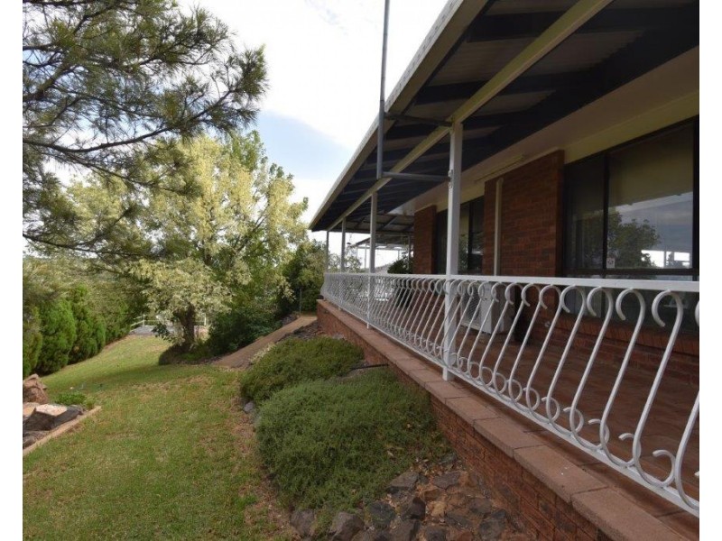 11-13 Cousin Drive, Wellington NSW 2820