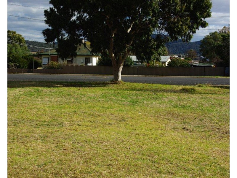 2 William Street, Wellington NSW 2820