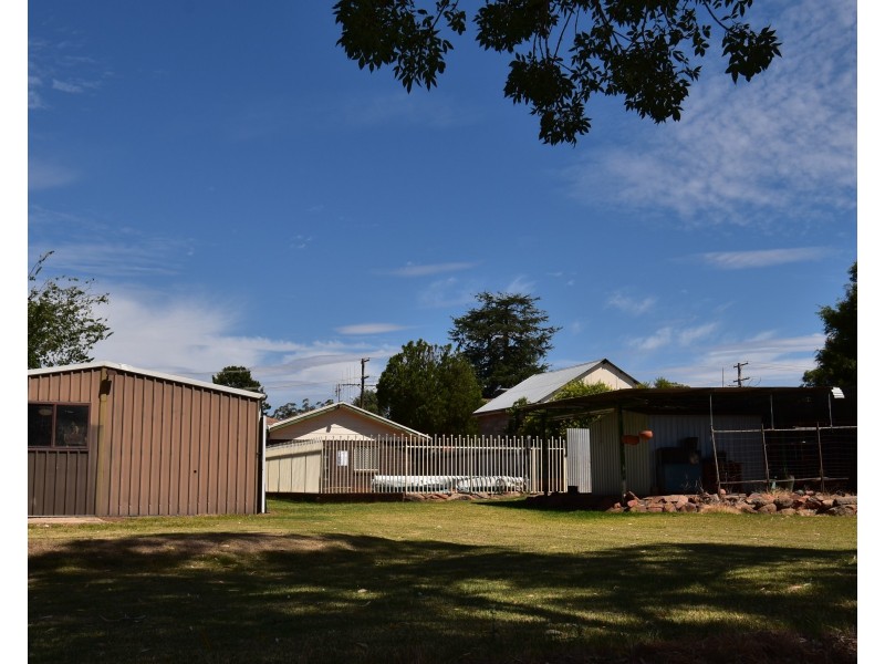 146 Whiteley Street, Wellington NSW 2820