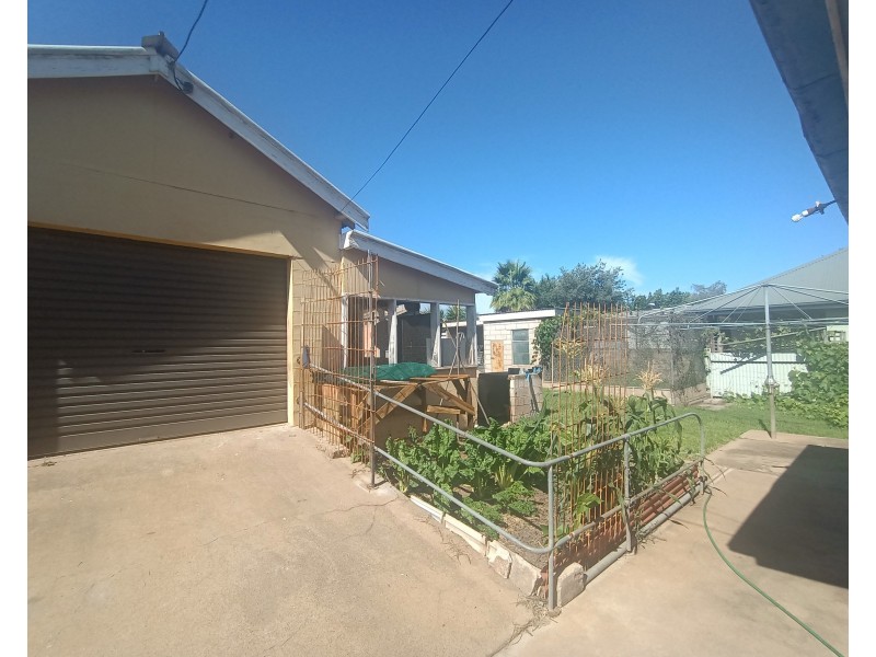 127 Warne Street, Wellington NSW 2820