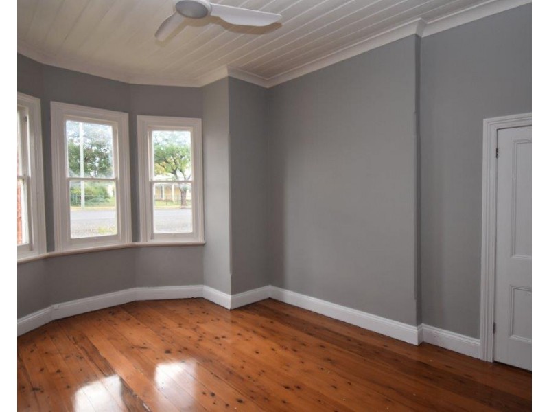 78 Gisborne Street, Wellington NSW 2820