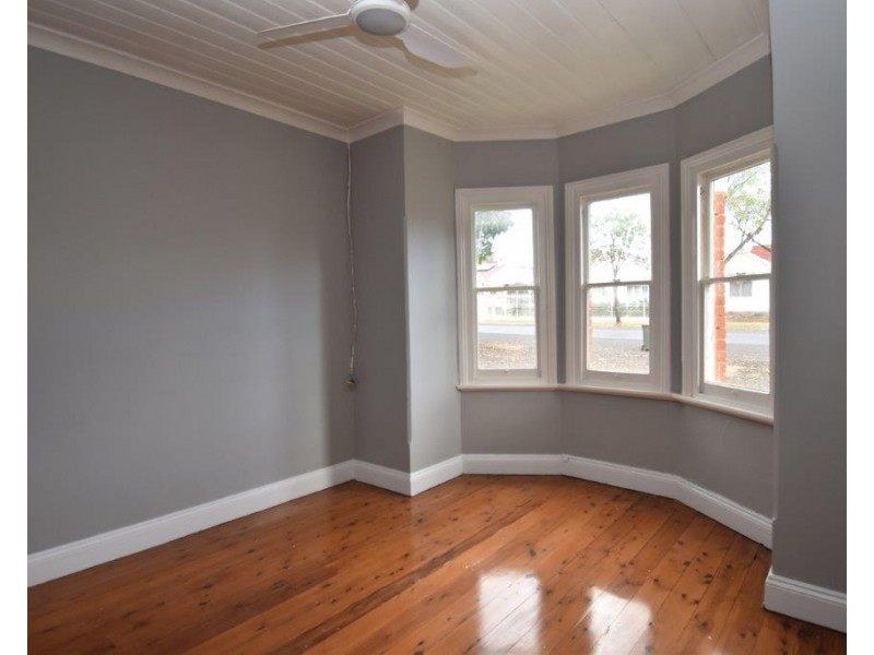 78 Gisborne Street, Wellington NSW 2820
