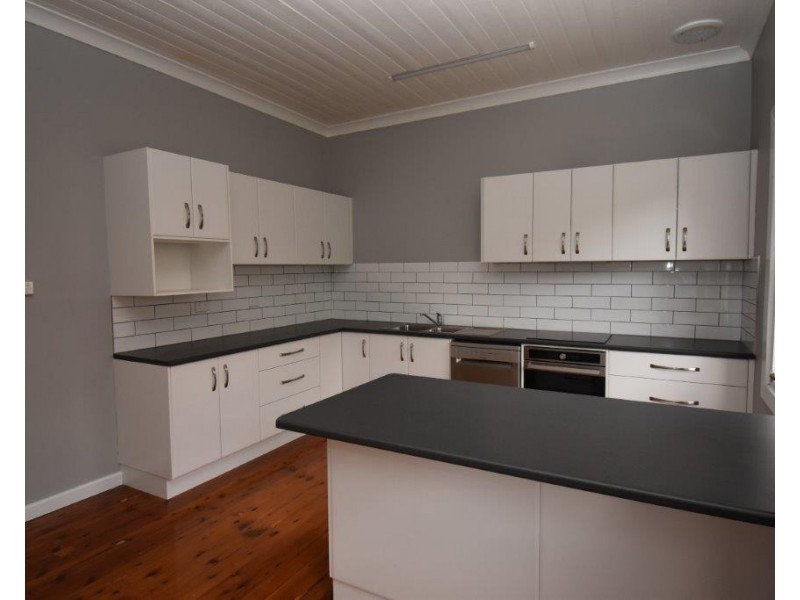 78 Gisborne Street, Wellington NSW 2820
