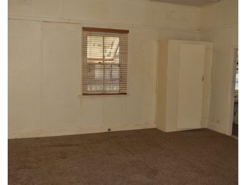 78 Gisborne Street, Wellington NSW 2820