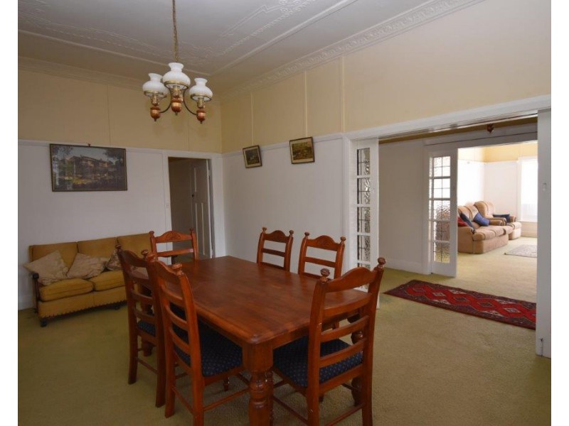 105-107 Warne Street, Wellington NSW 2820