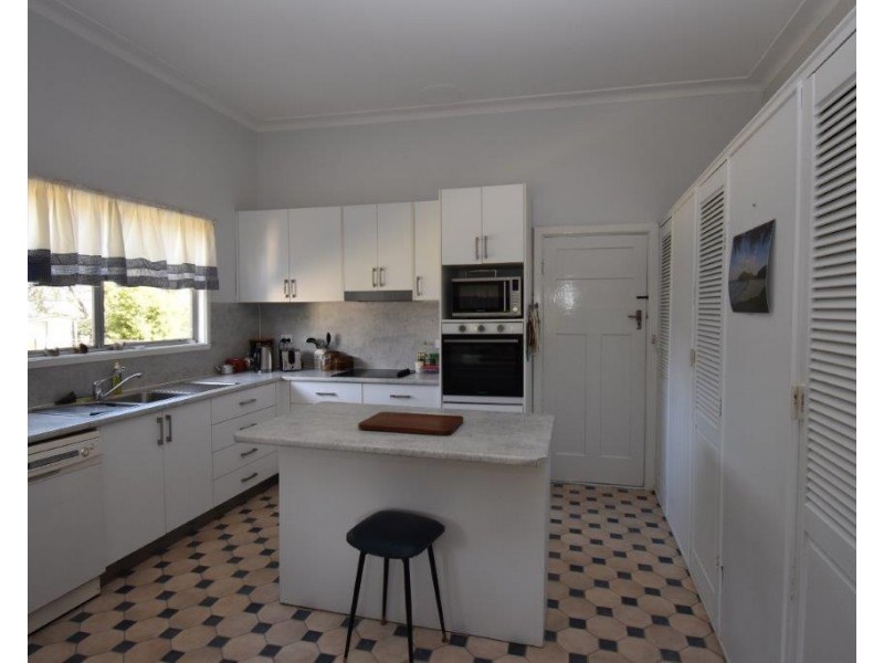 105-107 Warne Street, Wellington NSW 2820