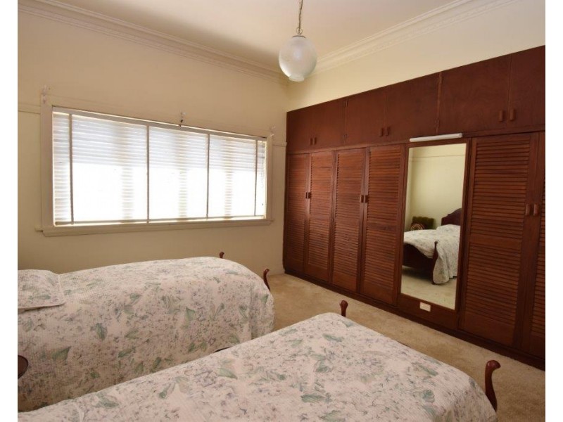 105-107 Warne Street, Wellington NSW 2820