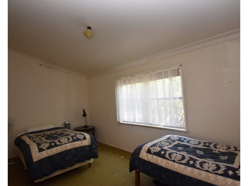 105-107 Warne Street, Wellington NSW 2820