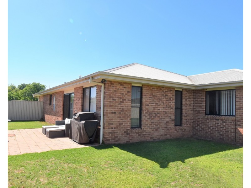 14 King Street, Wellington NSW 2820