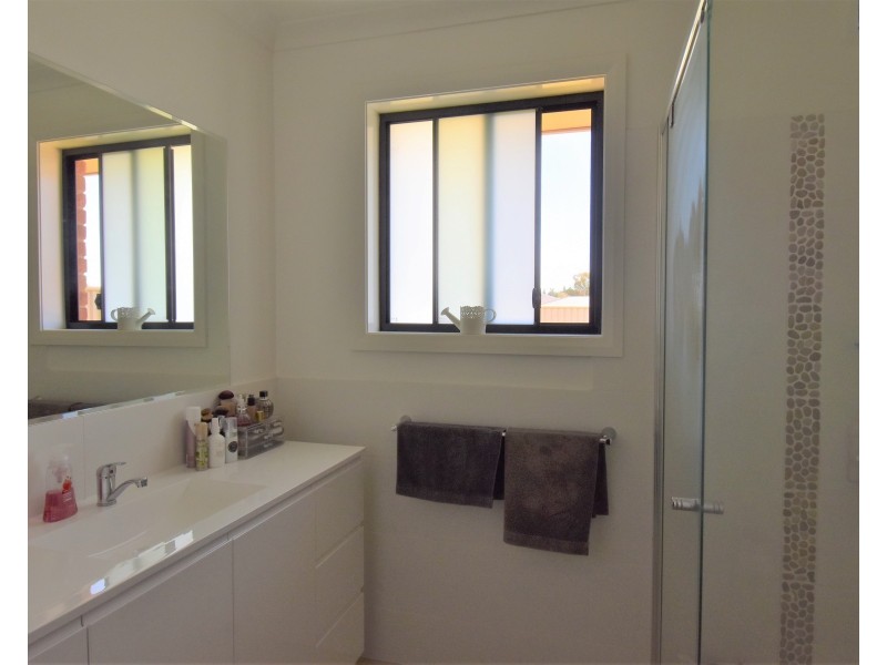 14 King Street, Wellington NSW 2820