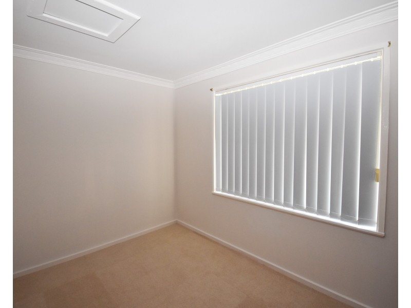 157 Gisborne Street, Wellington NSW 2820