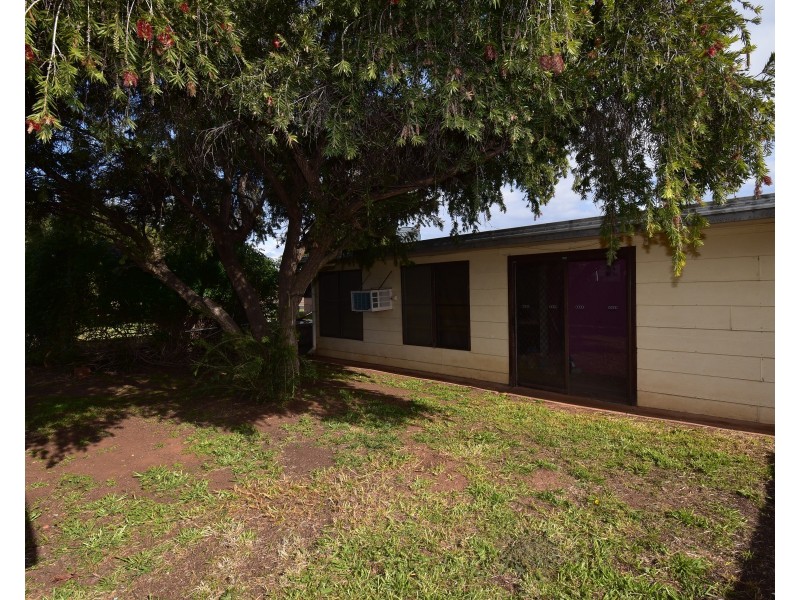 16 Samuel Street, Wellington NSW 2820