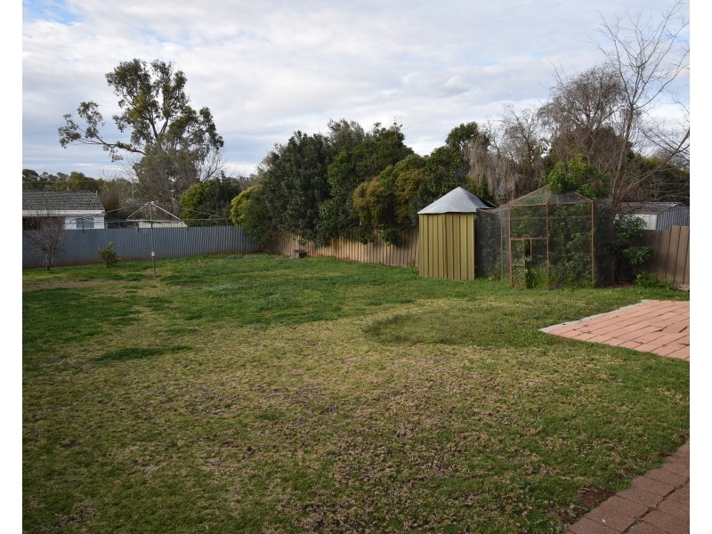 2 Riverview Avenue, Wellington NSW 2820