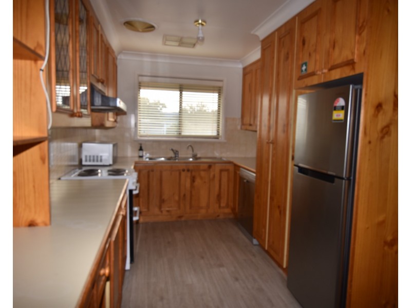 2 Riverview Avenue, Wellington NSW 2820