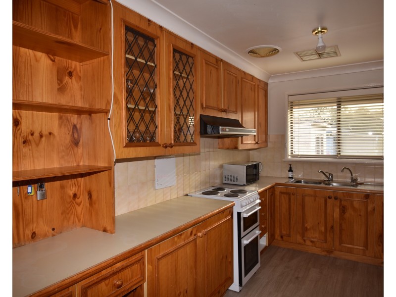 2 Riverview Avenue, Wellington NSW 2820