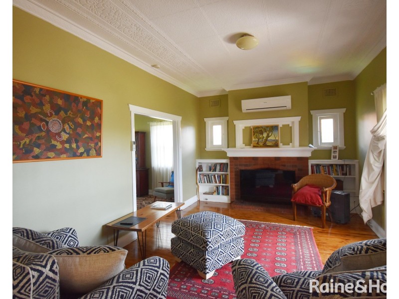 103 Gisborne Street, Wellington NSW 2820