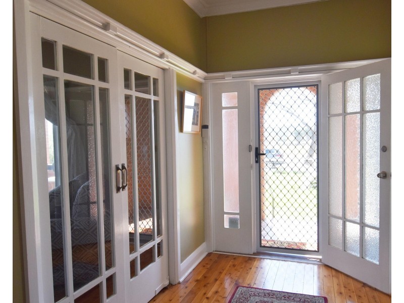 103 Gisborne Street, Wellington NSW 2820