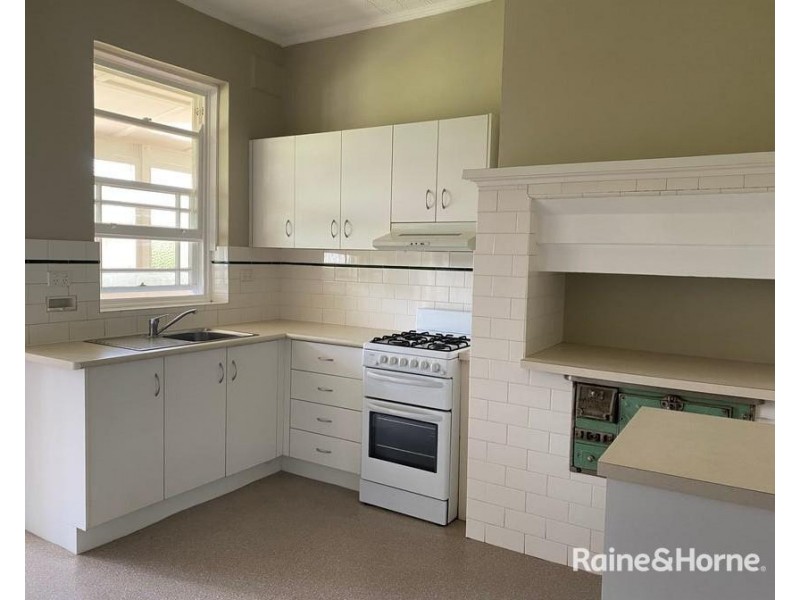 103 Gisborne Street, Wellington NSW 2820