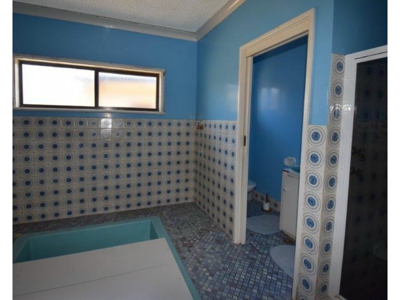 77 Gobolion Street, Wellington NSW 2820