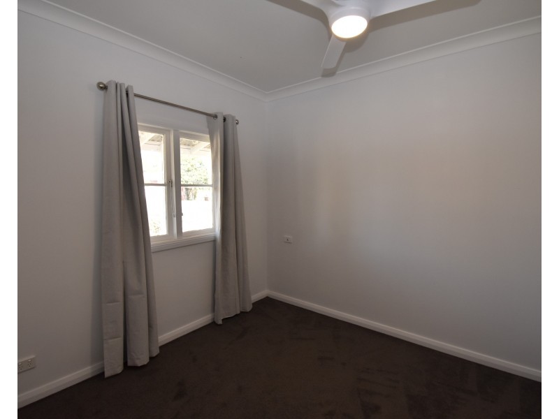 4 Maxwell Street, Wellington NSW 2820