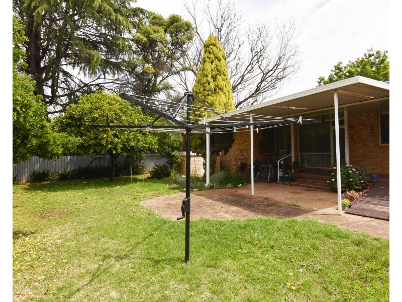 14 Raymond Street, Wellington NSW 2820