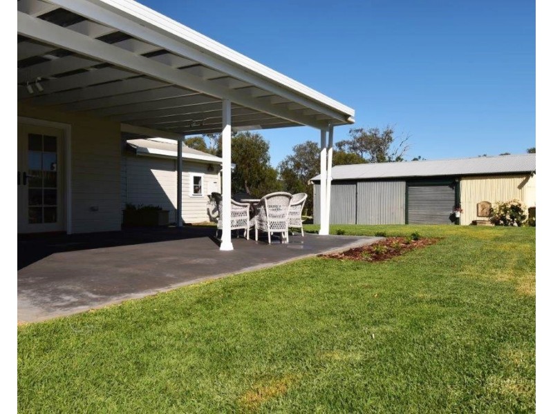 7 Pindari Grove Montefiores via, Wellington NSW 2820