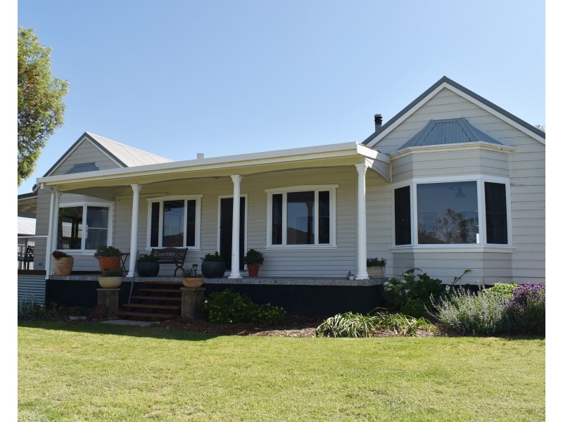 7 Pindari Grove, Montefiores NSW 2820
