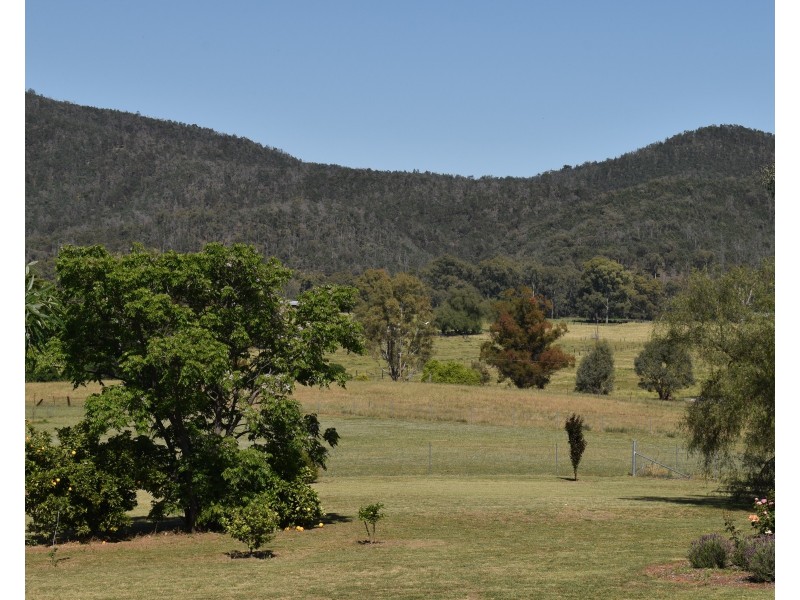 7 Pindari Grove, Montefiores NSW 2820