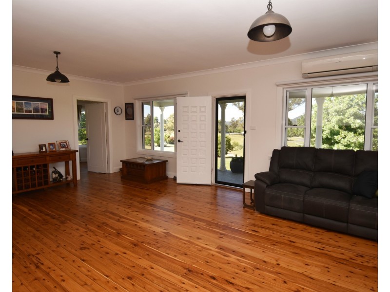 7 Pindari Grove, Montefiores NSW 2820