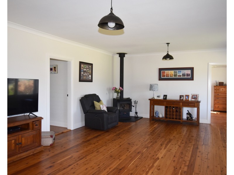 7 Pindari Grove, Montefiores NSW 2820