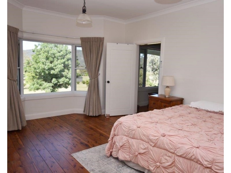 7 Pindari Grove, Montefiores NSW 2820