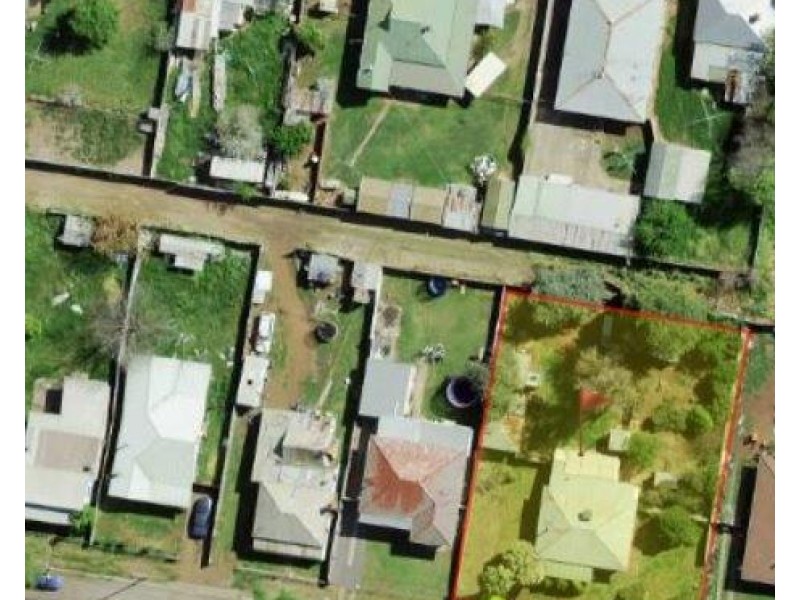 16 Dibbs Street, Wellington NSW 2820