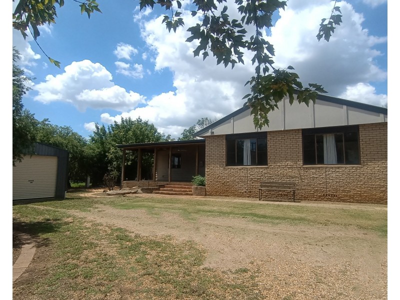 162a Arthur Street, Wellington NSW 2820