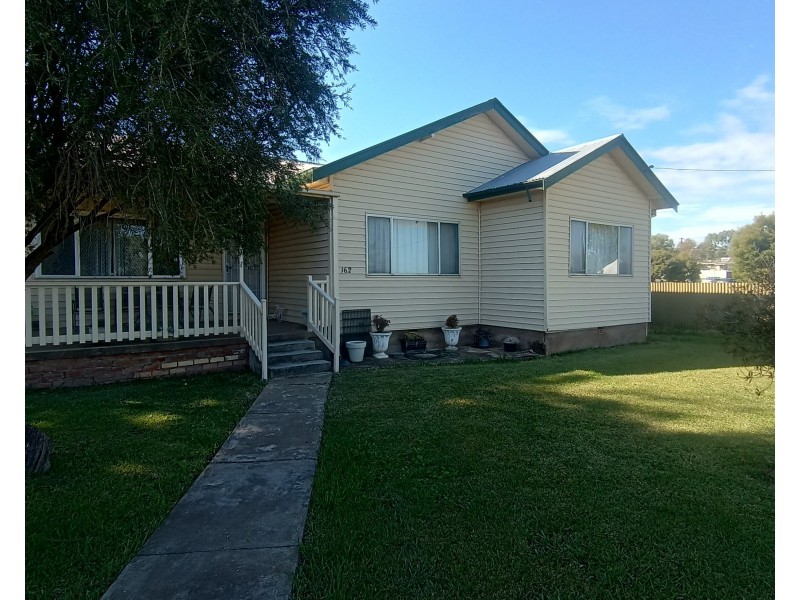 162 Thornton Street, Wellington NSW 2820